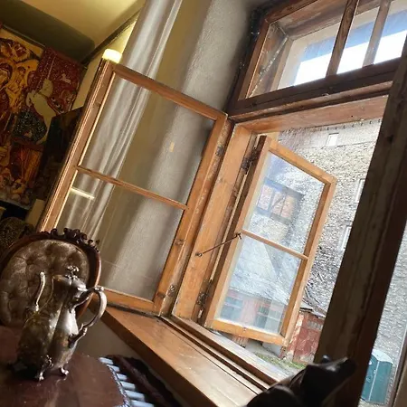 Medieval Old Town Unit With Sauna アパート