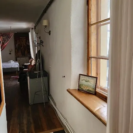 Medieval Old Town Unit With Sauna アパート タリン