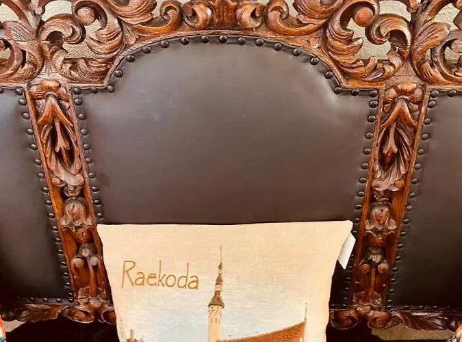 Medieval Old Town Unit With Sauna Apartment